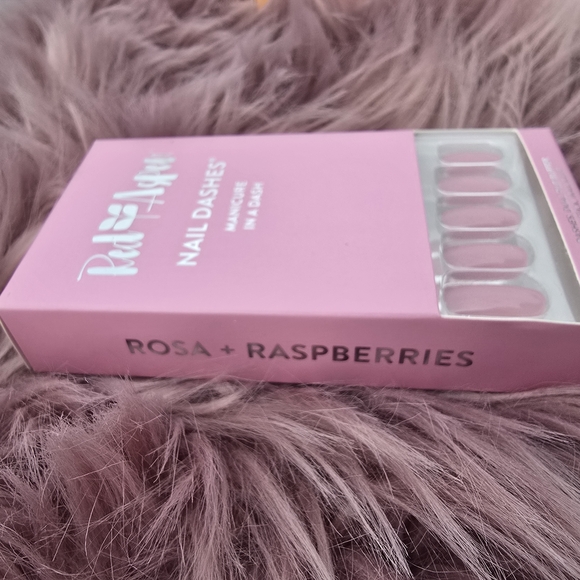 - Nail Dashes - Rosa + Raspberries - Picture 6 of 6